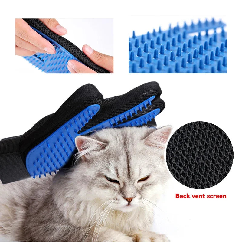 Silicone Pet Grooming & Bathing Glove — Deshedding Made Easy